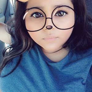 Meet your Posher, Karina